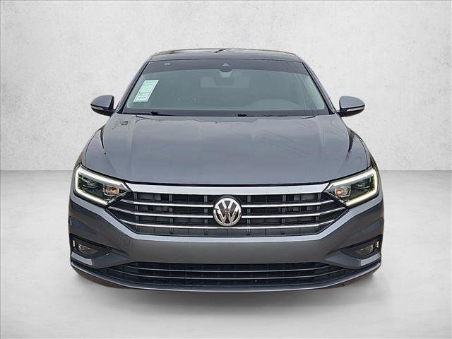 Used 2021 Volkswagen Jetta SEL Premium image 2