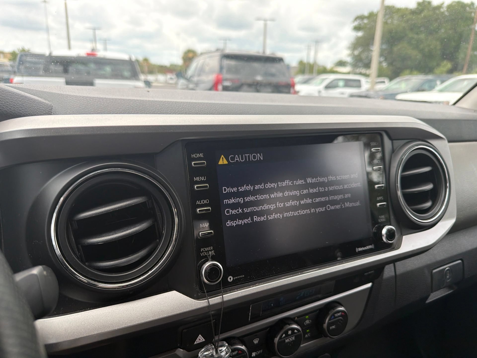 Used 2021 Toyota Tacoma SR5 RWD image 13