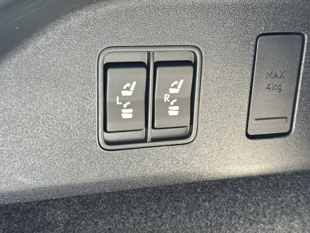 Used 2022 Lexus RX 350L FWD w/ Premium Package image 15