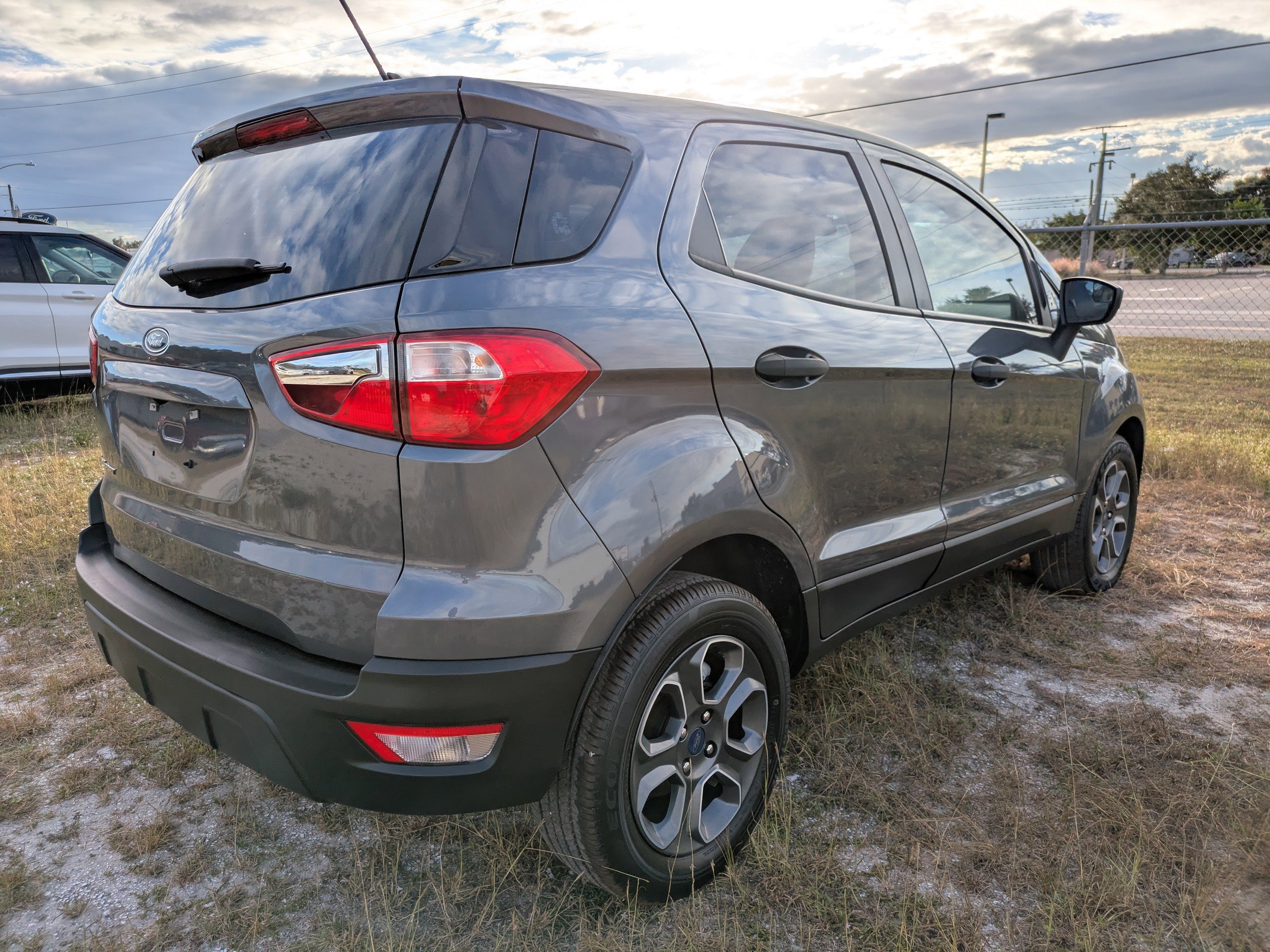 Certified 2021 Ford EcoSport S image 4