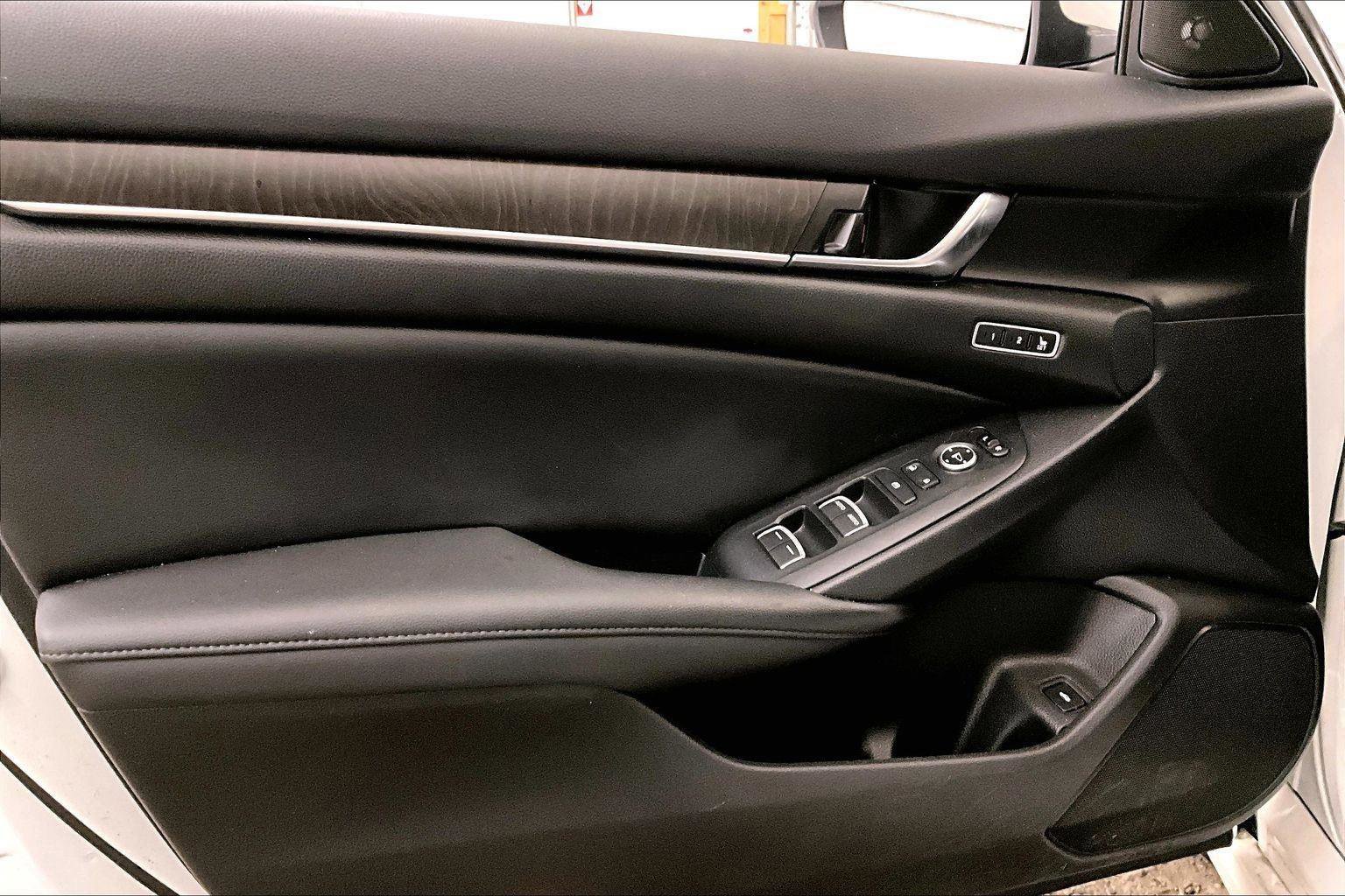 Used 2022 Honda Accord EX-L image 22