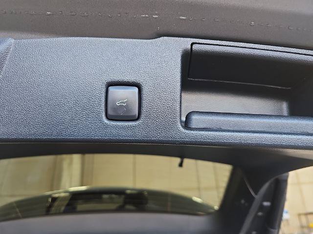 Certified 2022 Ford Escape SEL AWD/4WD image 13