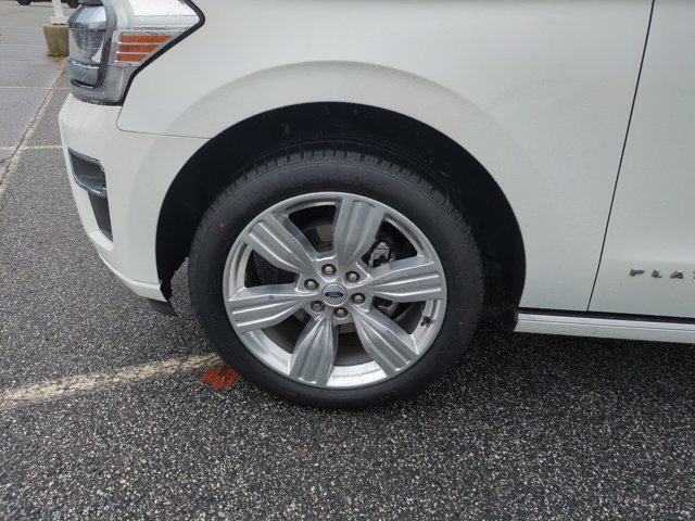 Certified 2023 Ford Expedition Platinum AWD/4WD image 11