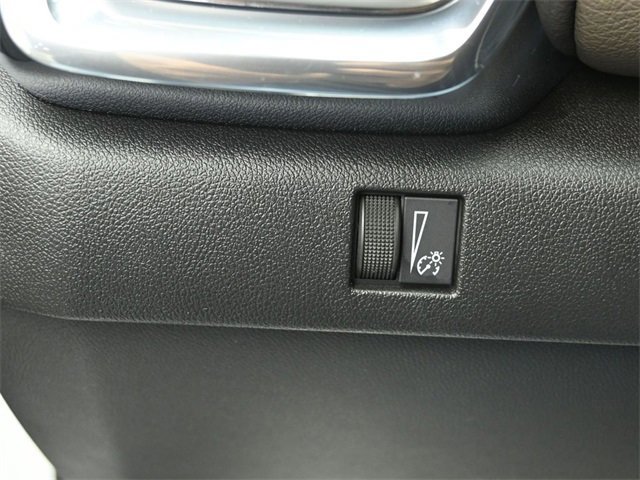 Used 2023 GMC Canyon Denali image 27