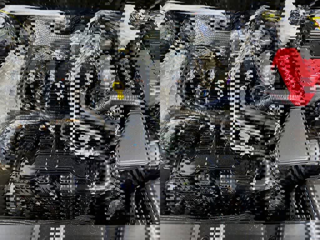 Used 2024 Mitsubishi Outlander SE image 9