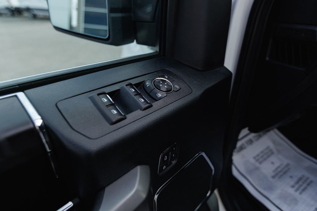 Certified 2020 Ford F150 Platinum image 4