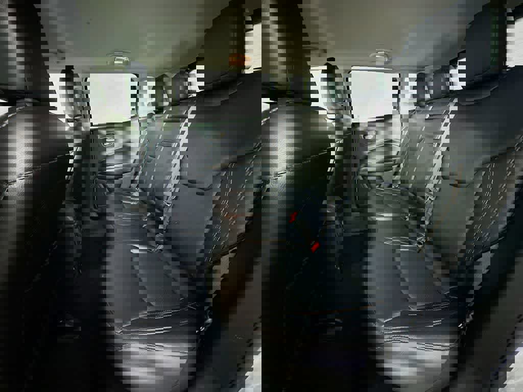 Used 2020 Jeep Compass Limited image 17