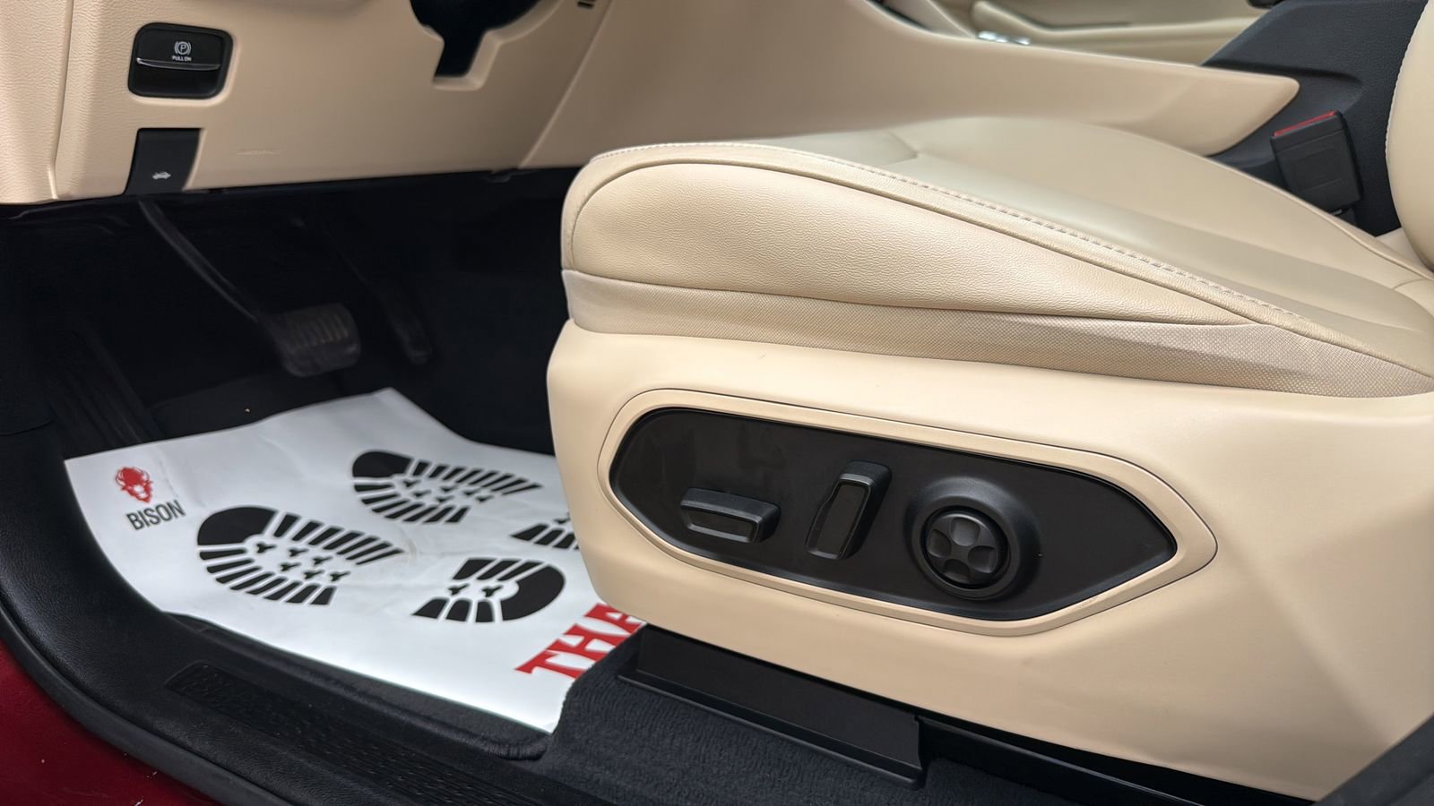 Used 2023 Jeep Grand Cherokee Limited RWD image 10