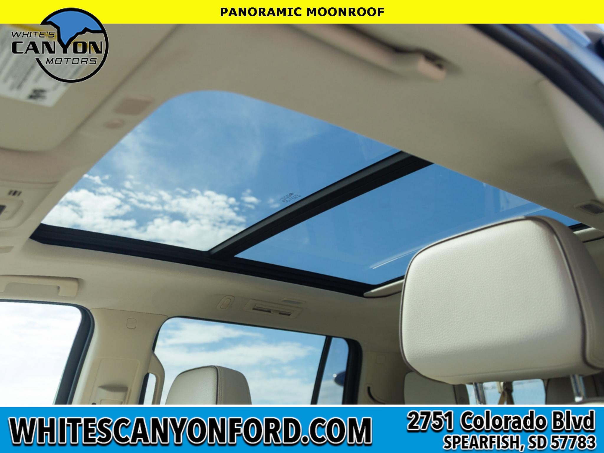 Used 2023 GMC Yukon XL Denali AWD/4WD image 7