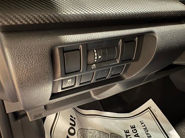 Used 2018 Subaru Crosstrek 2.0i Premium w/ Popular Package #2 AWD/4WD image 19