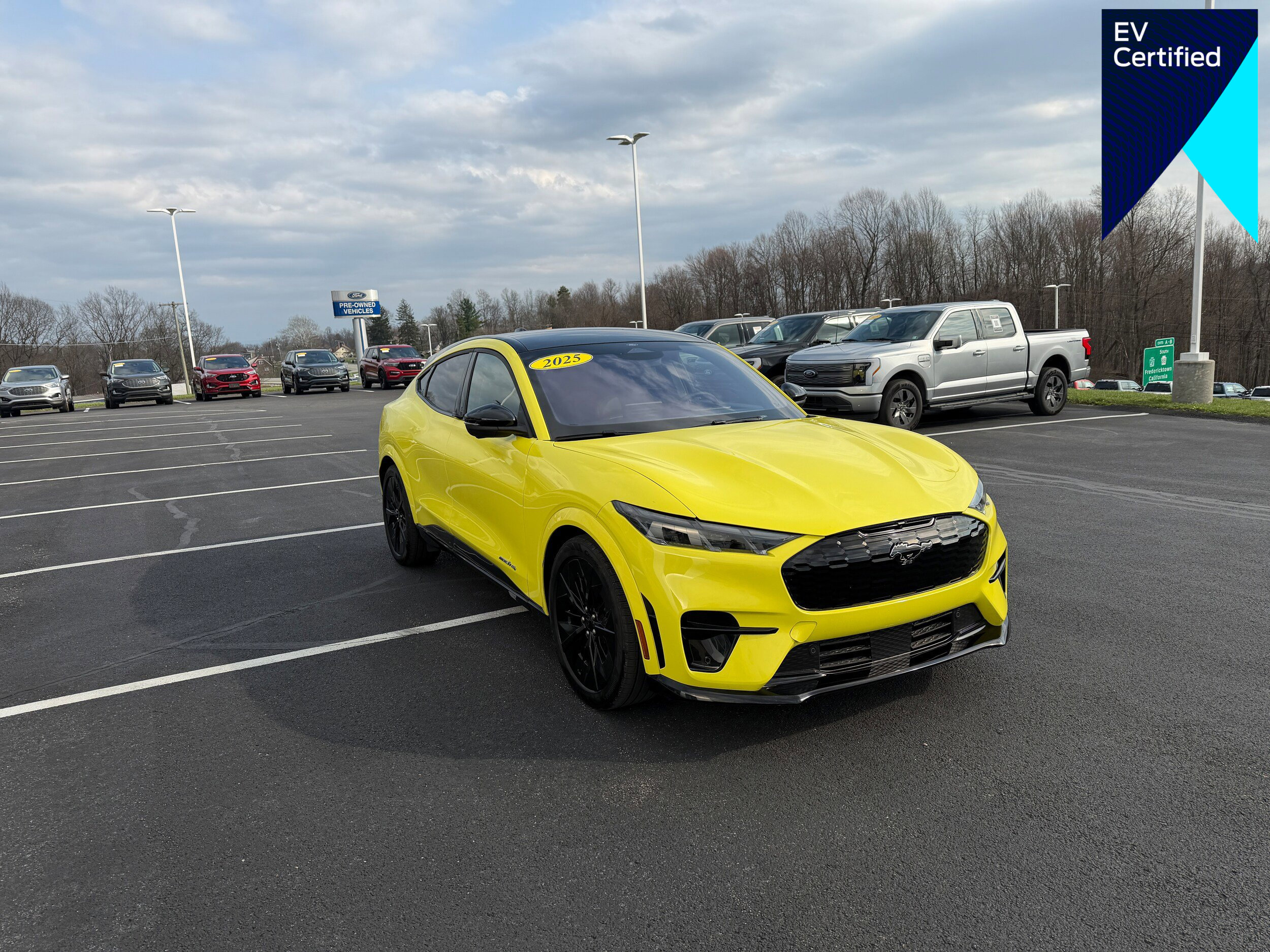 Certified 2025 Ford Mustang Mach-E GT image 1