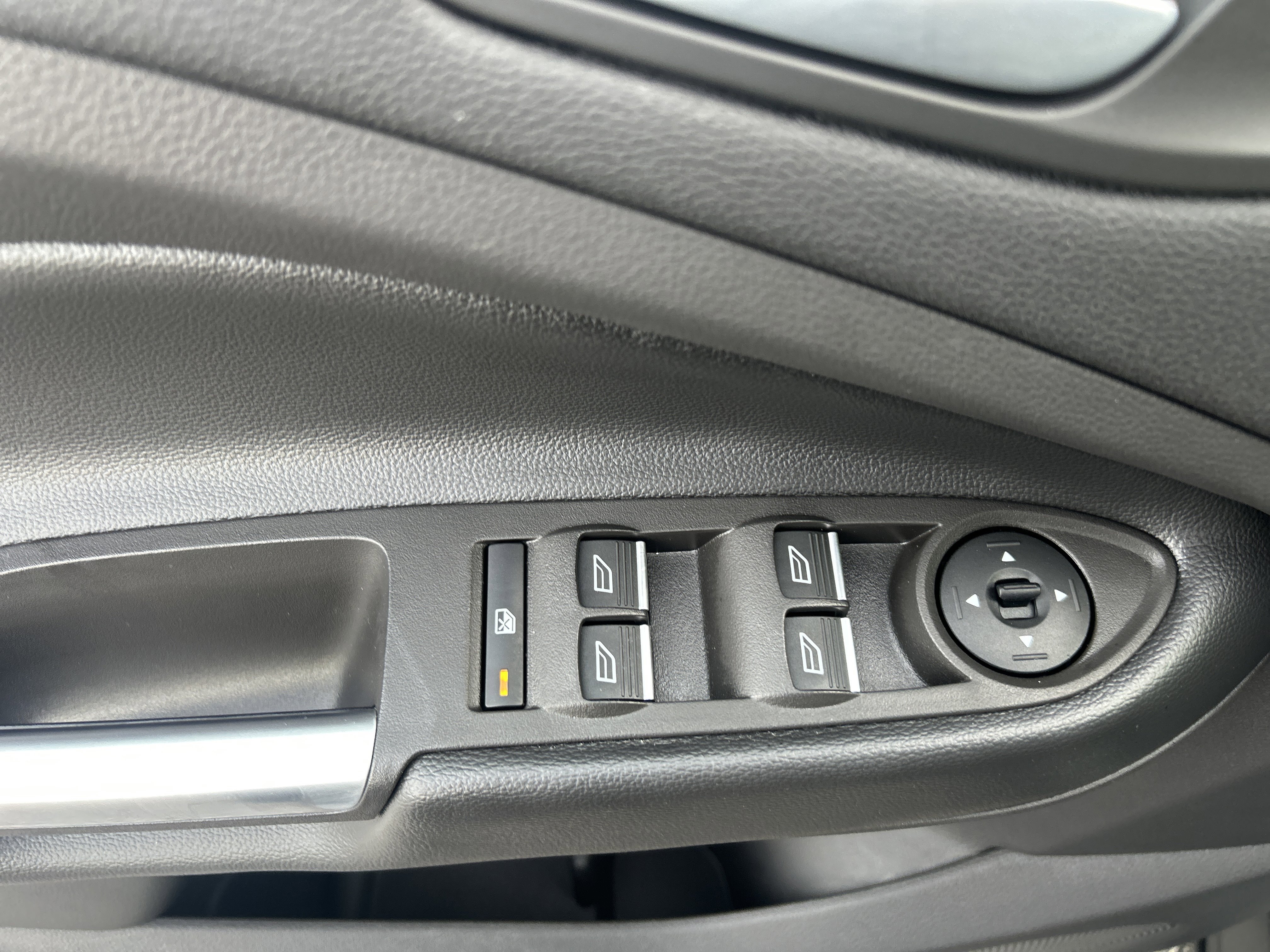 Certified 2019 Ford Escape SEL AWD/4WD image 15