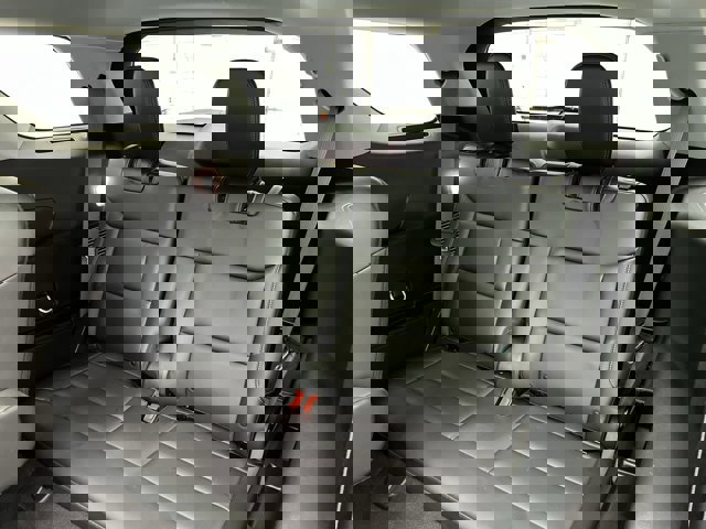 Certified 2023 Ford Explorer XLT w/ Equipment Group 202A image 19