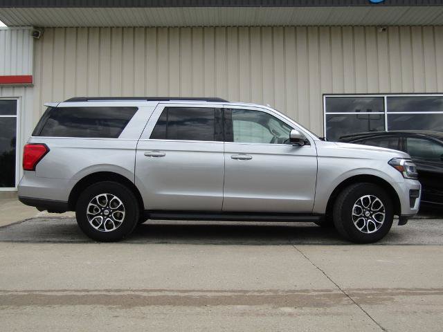 Certified 2024 Ford Expedition Max XLT AWD/4WD image 2