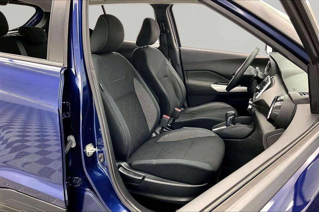 Used 2020 Nissan Kicks SV FWD image 7