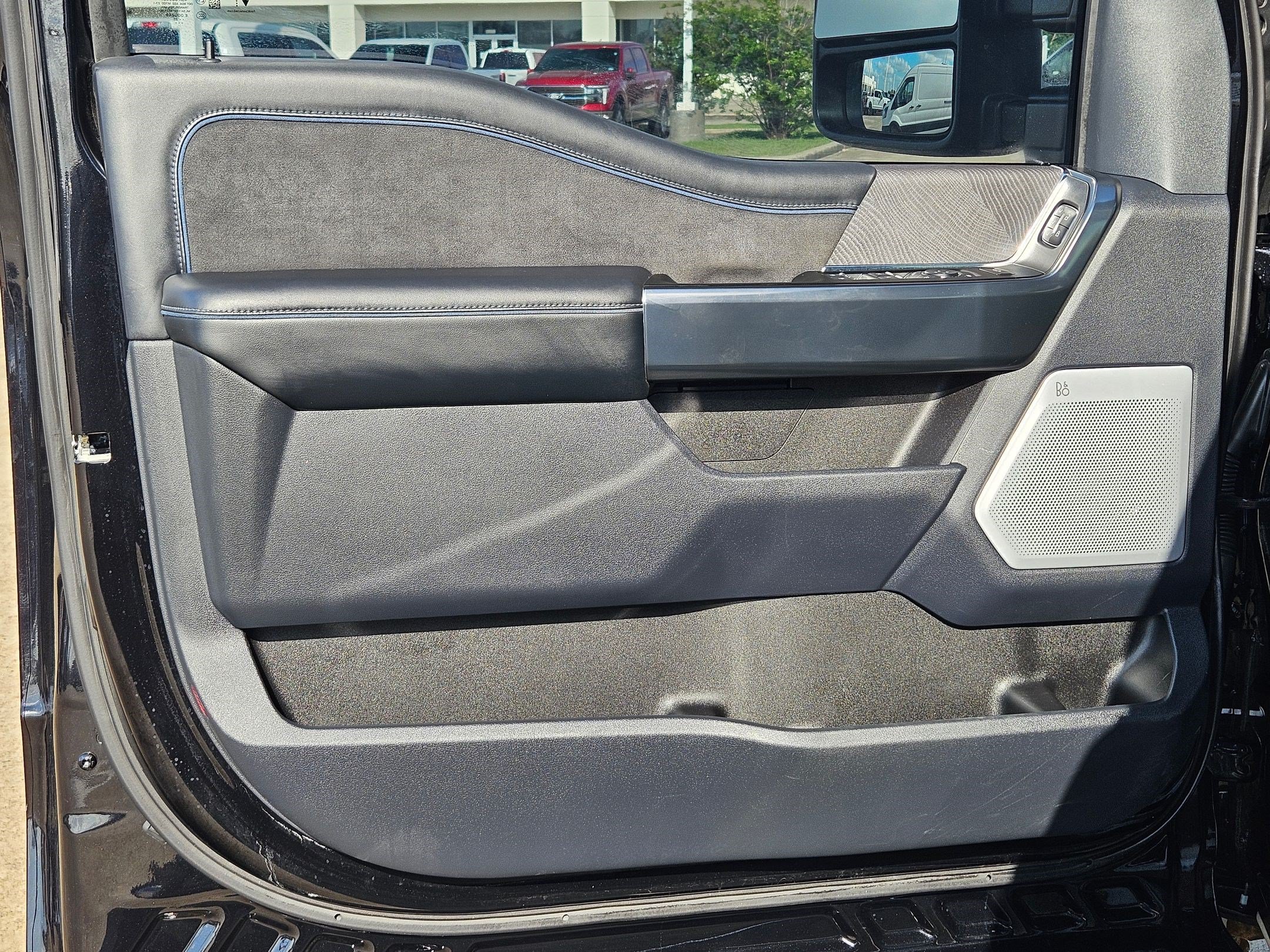 Certified 2025 Ford F450 Platinum AWD/4WD image 13