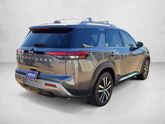Used 2023 Nissan Pathfinder Platinum image 5
