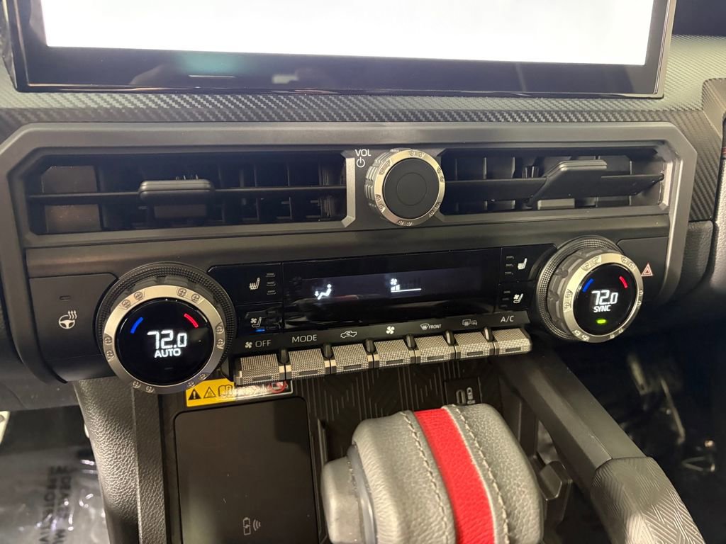 Used 2025 Toyota Tacoma TRD Pro image 21