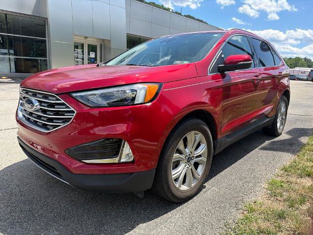 Certified 2022 Ford Edge Titanium AWD/4WD image 3