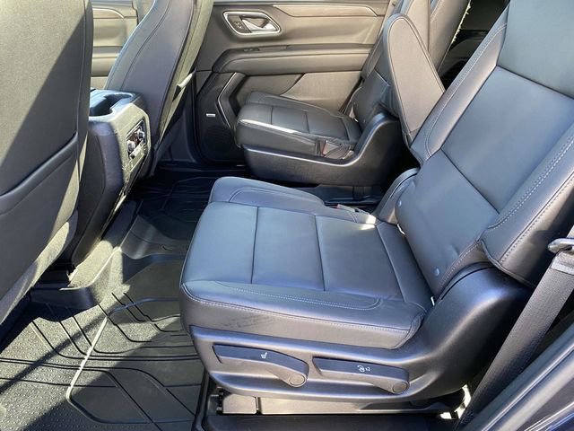 Used 2022 Chevrolet Tahoe LT w/ Luxury Package image 17