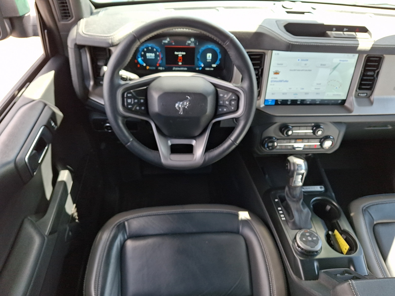 Certified 2025 Ford Bronco Outer Banks AWD/4WD image 12