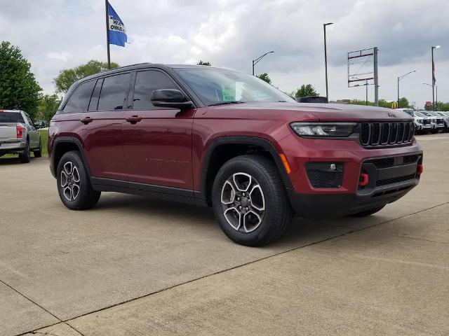 Used 2022 Jeep Grand Cherokee Trailhawk w/ ADV Protech Group II AWD/4WD image 9