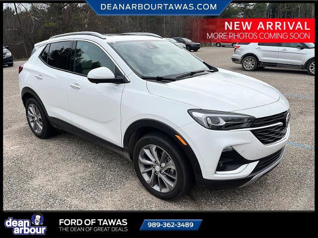 Used 2023 Buick Encore GX Essence w/ Advanced Technology Package AWD/4WD image 2