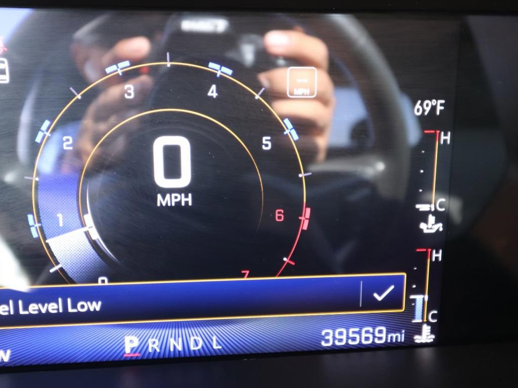 Used 2023 Chevrolet Colorado W/T image 18