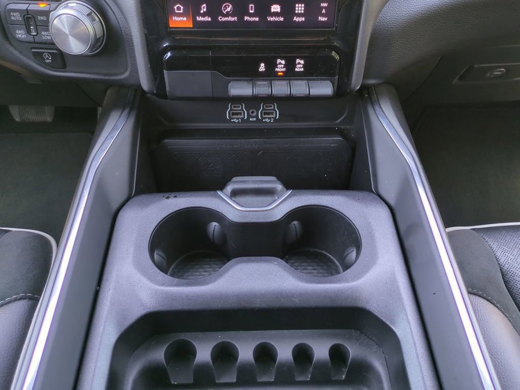 Used 2025 RAM 1500 Laramie image 18