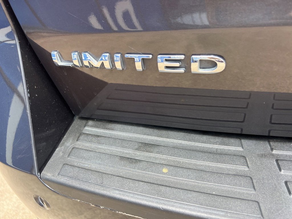 Certified 2022 Ford Expedition Max Limited image 5