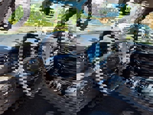 Used 2023 Jeep Wagoneer L Series III w/ Preferred Equipment Group image 10