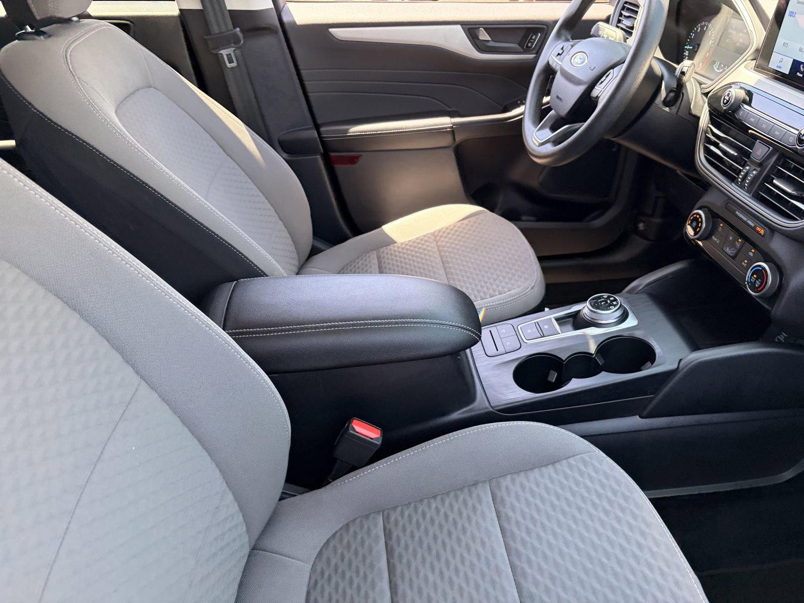 Certified 2022 Ford Escape SE FWD image 11