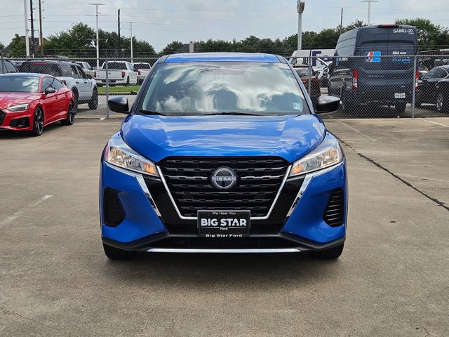 Used 2024 Nissan Kicks S FWD image 8