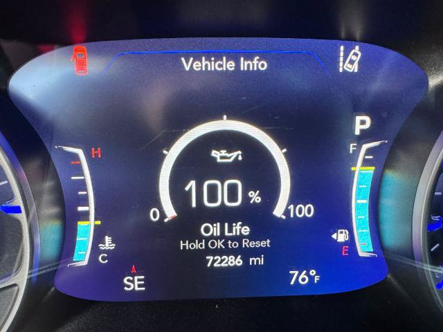 Used 2023 Chrysler Pacifica Touring-L FWD image 18