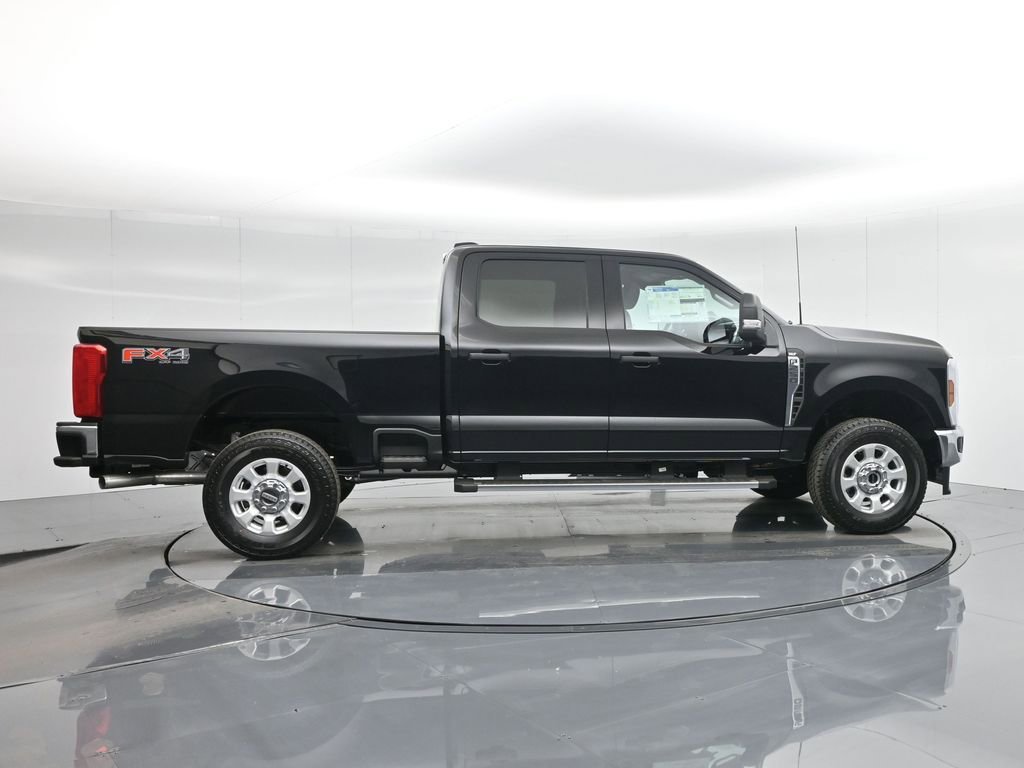 Certified 2024 Ford F250 XLT w/ FX4 Off-Road Package AWD/4WD image 27