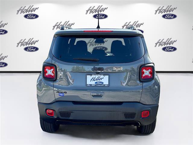 Used 2022 Jeep Renegade Altitude AWD/4WD image 7