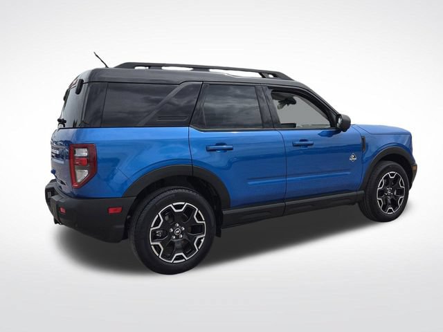 Certified 2025 Ford Bronco Sport Outer Banks w/ Outer Banks Tech Package+ AWD/4WD image 9