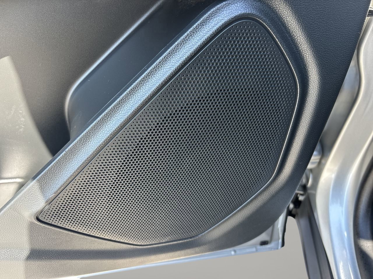 Certified 2023 Ford Explorer Limited image 26