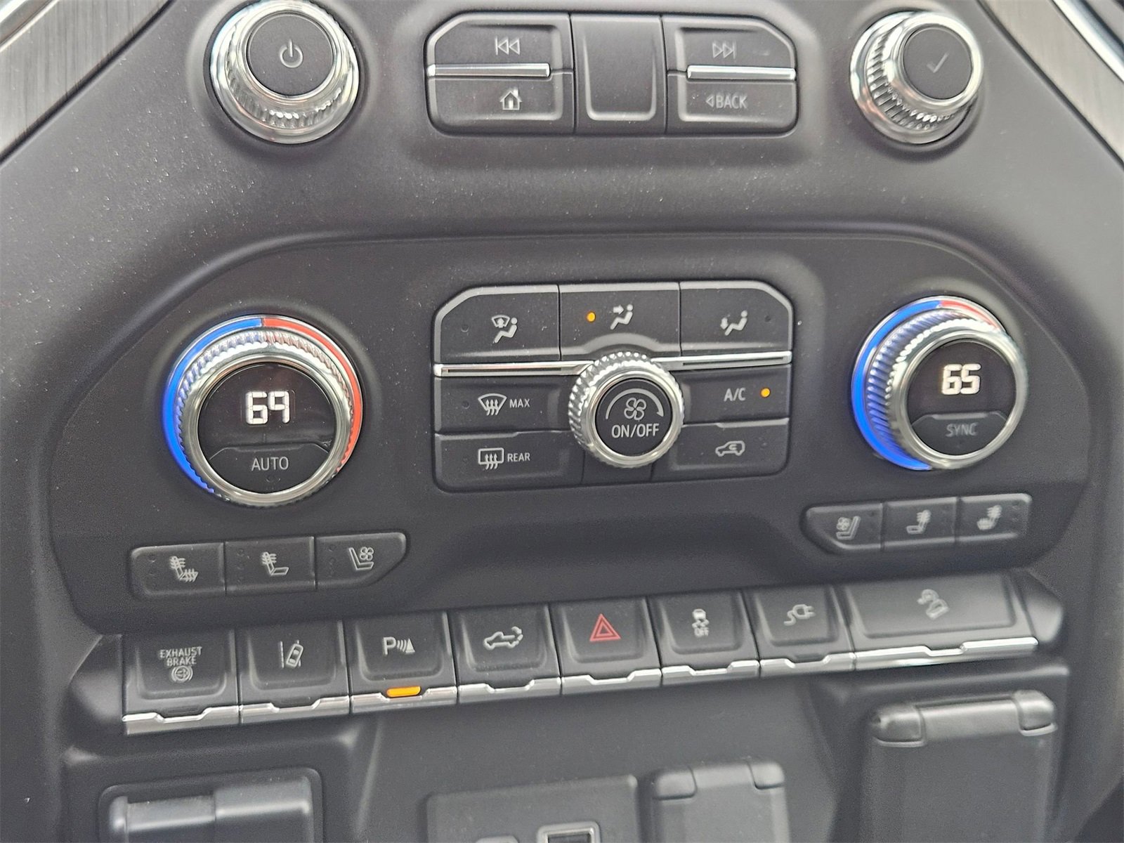 Used 2020 GMC Sierra 2500 Denali w/ Denali Ultimate Package image 21