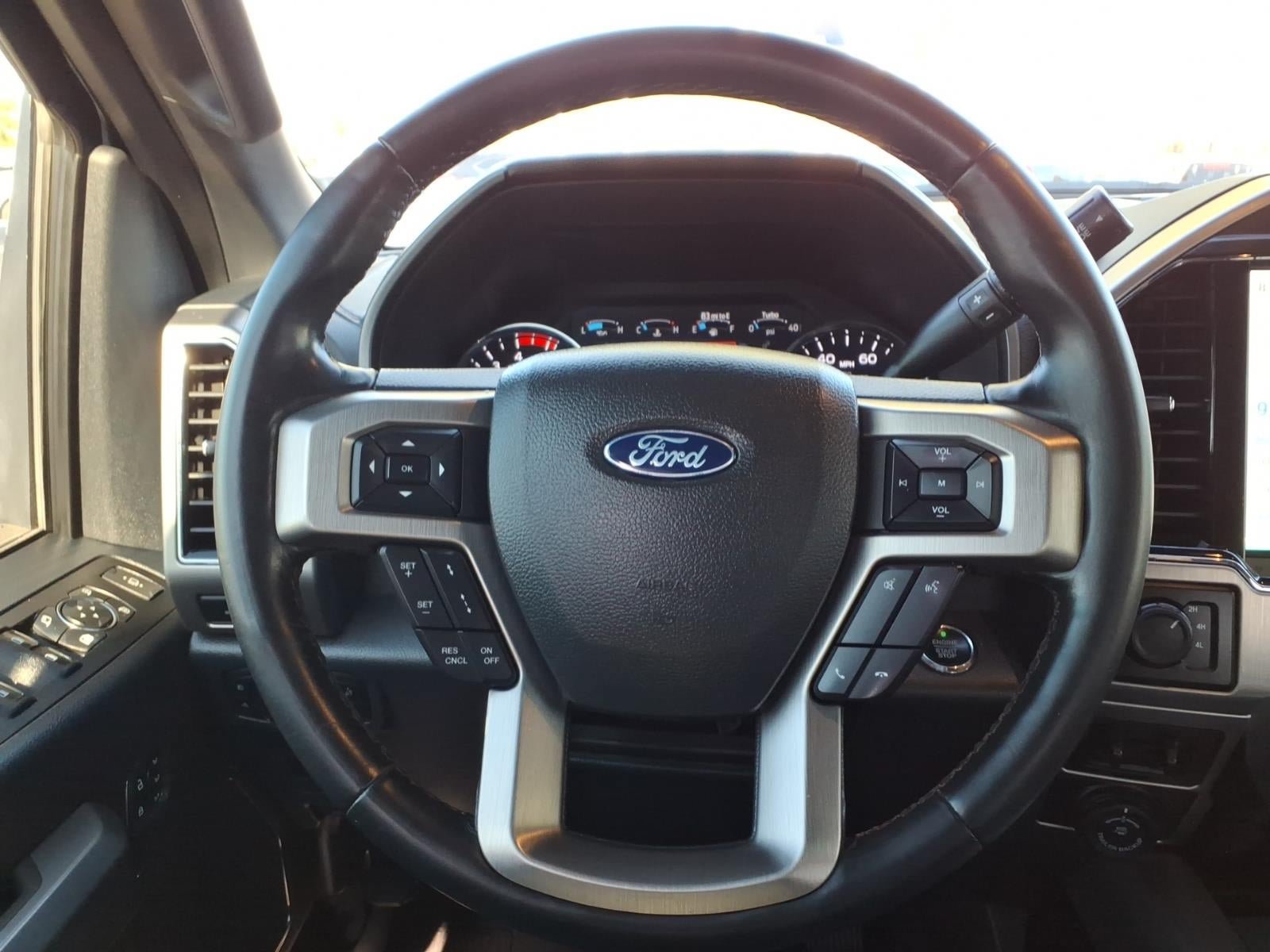 Certified 2022 Ford F350 Platinum AWD/4WD image 19