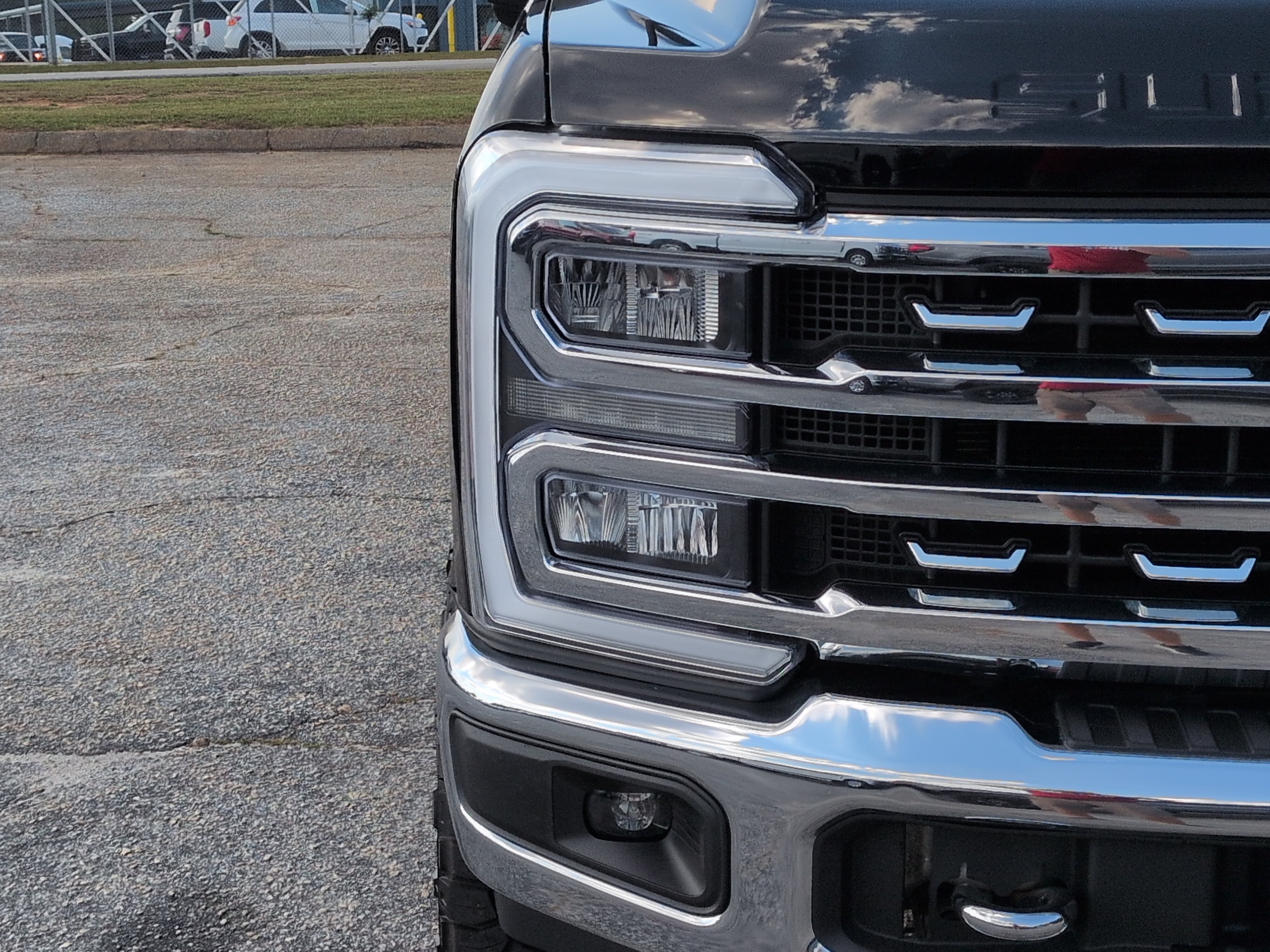 Certified 2024 Ford F250 Lariat w/ Chrome Package AWD/4WD image 8