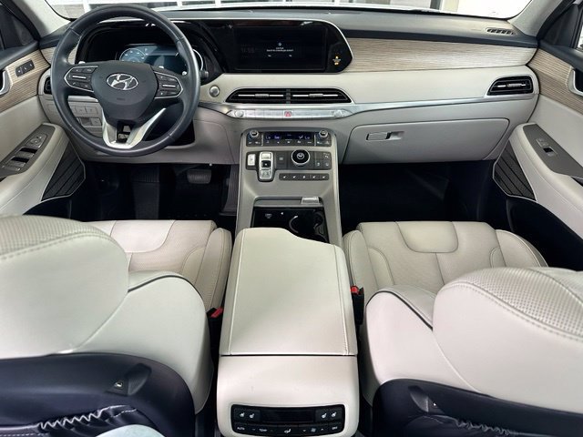 Used 2021 Hyundai Palisade Limited FWD image 12