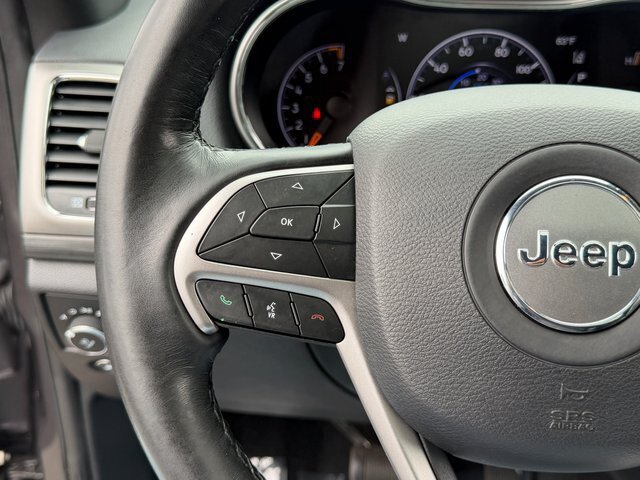 Used 2020 Jeep Grand Cherokee Altitude AWD/4WD image 37