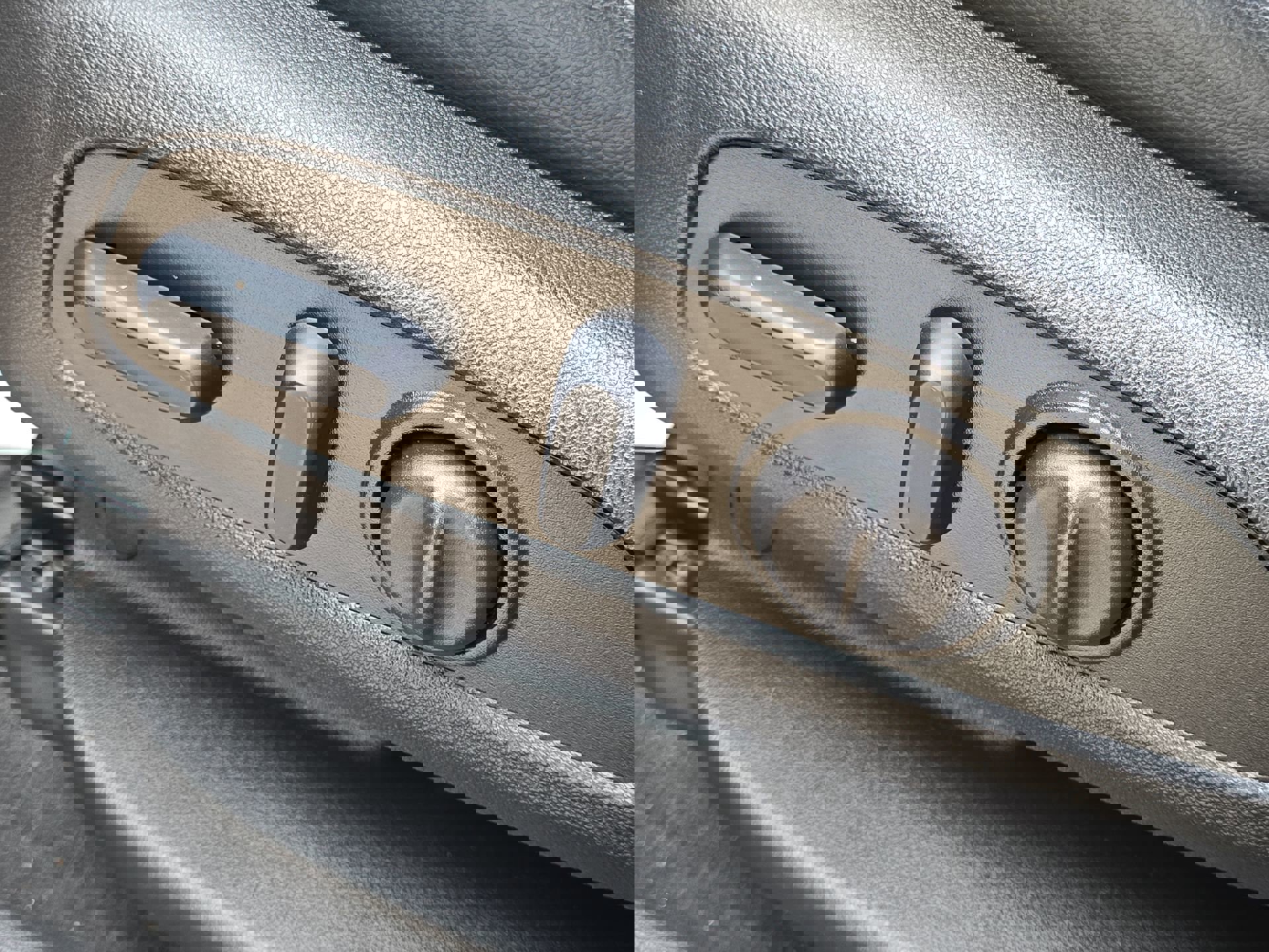 Used 2023 GMC Acadia SLT image 13