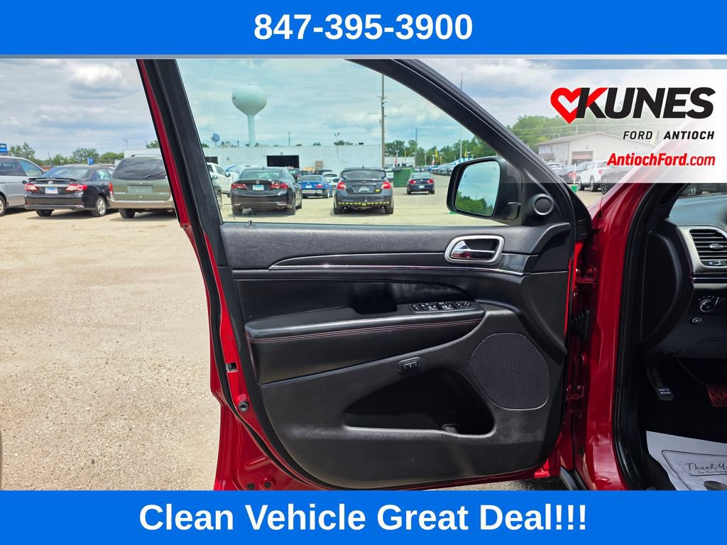 Used 2018 Jeep Grand Cherokee Trailhawk AWD/4WD image 13