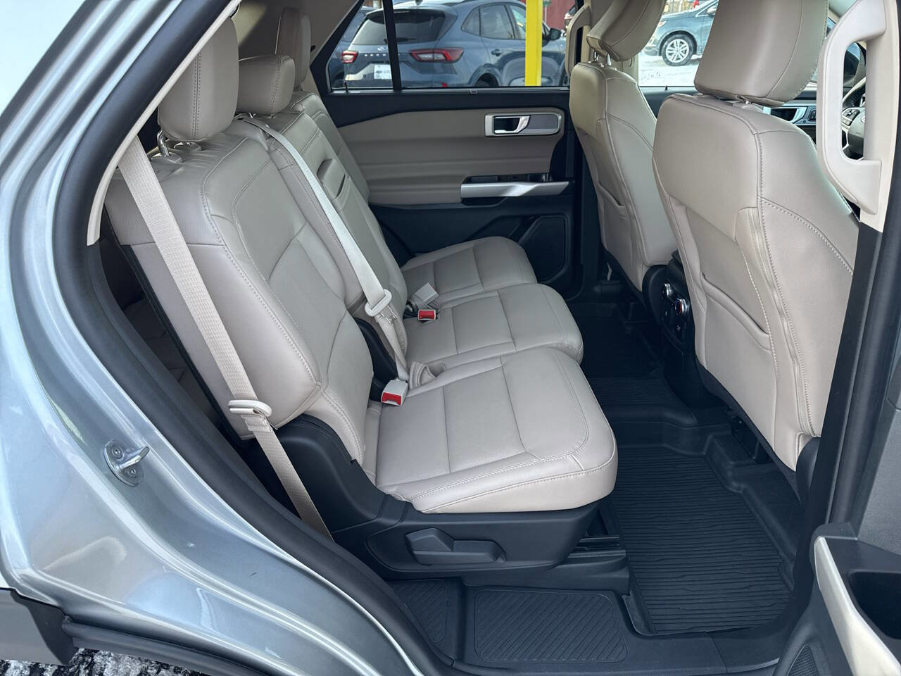 Certified 2023 Ford Explorer Limited w/ Equipment Group 301A image 10