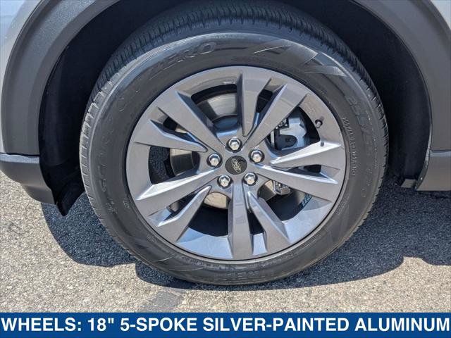 Certified 2023 Ford Explorer XLT w/ Equipment Group 202A RWD image 9