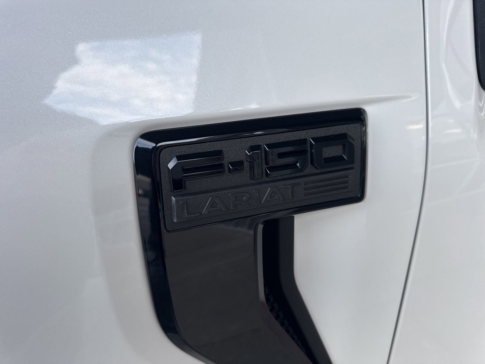 Certified 2023 Ford F150 Lariat w/ Equipment Group 502A High image 15