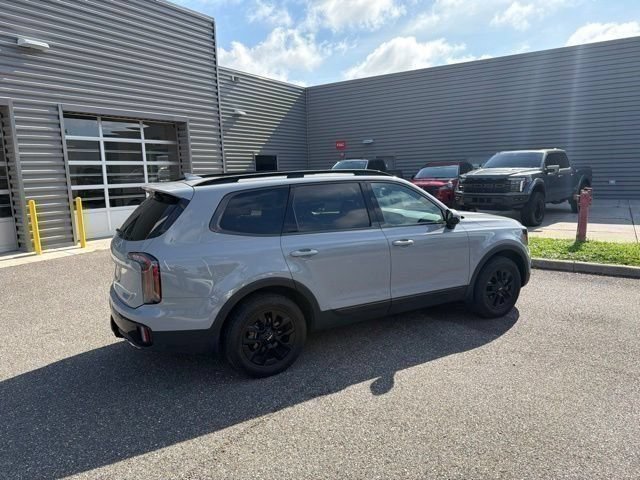 Used 2024 Kia Telluride SX Prestige X-Pro AWD/4WD image 4