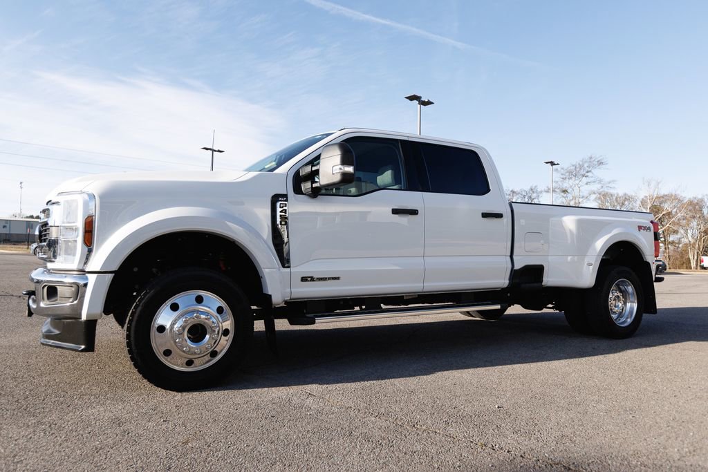 Certified 2025 Ford F450 XLT w/ 360-Degree Camera Package image 2